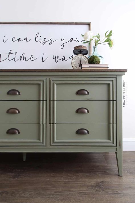 Olive Green Dresser, Mcm Dresser Makeover, Modern Farmhouse Dresser, Rustic Mcm, Mcm Dresser, Green Painted Furniture, Furniture Makeover Ideas, Mid Century Modern Farmhouse, Farmhouse Dresser