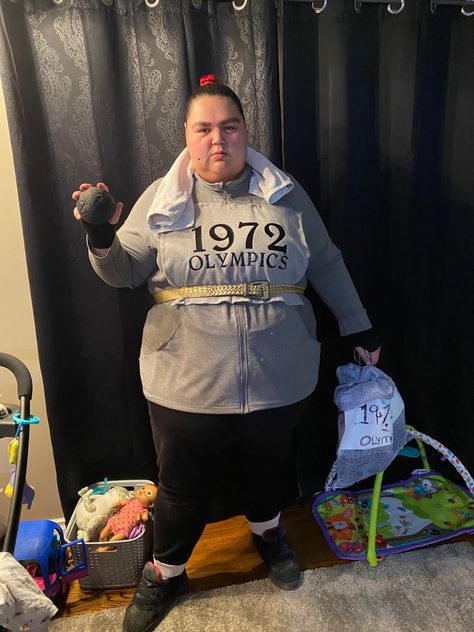 I love the movie Matilda and this Halloween I decided to dress up as Miss Trunchbull ❤️❣️ I used an onion bag and spray painted it and got Styrofoam balls for Shotputs. Miss Trunchbull Costume, Trunchbull Costume, Matilda Miss Trunchbull, Miss Trunchbull, 1972 Olympics, Matilda, Costume Ideas, The Movie, I Decided