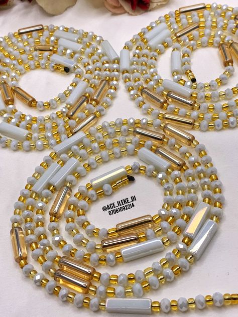 White 🤍🤍🤍 & Gold 💛💛💛 Crystal mixed with seed bead Waist bead Set Seed Bead Waist Beads, Body Jewelry Diy, Waist Beads African, Waist Jewelry, Beads Craft Jewelry, Beaded Jewelry Necklaces, Bracelets Handmade Diy, Diy Jewelry Unique, Belly Jewelry