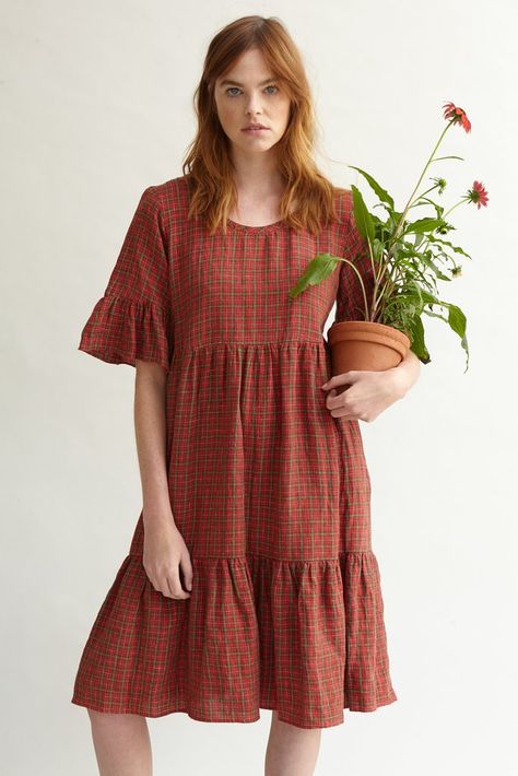 Slow Fashion Clothes, Hemp Clothing, Knit Shirt Dress, Tier Dress, Ethical Fashion Brands, Dress Winter, Grad Dresses, Irish Linen, Ethical Clothing