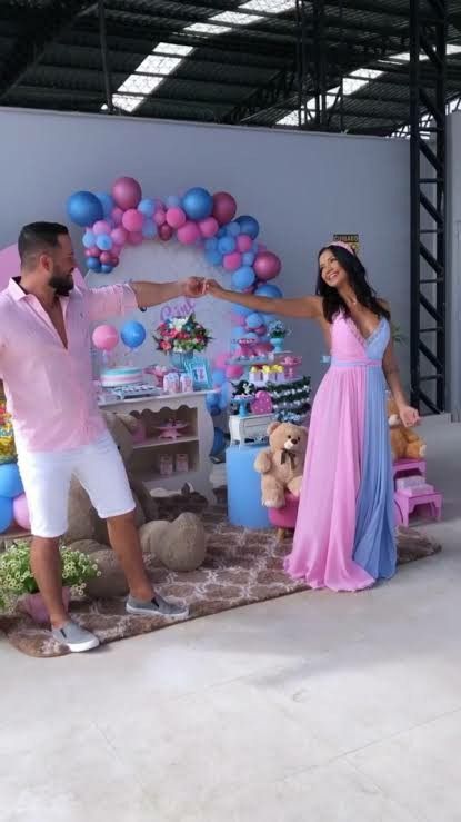 Gender Reveal Outfit For Mom And Dad, Outfits Para Baby Shower Mama, Cute Gender Reveal Outfits, Gender Reveal Party Outfit, Gender Reveal Dresses For Mom, Gender Reveal Outfit For Mom, Baby Shower Reveal Ideas, Gender Reveal Outfit, Vestidos Para Baby Shower