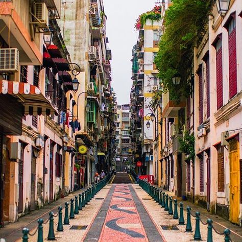 The blend of Portugese and Chinese culture can be seen throughout Macao, even on the sidewalks! Check out @macaousa for more! Macao China, Colonial History, Famous Beaches, Holiday Essentials, World View, Incredible Places, Chinese Culture, Macau, Beautiful Destinations