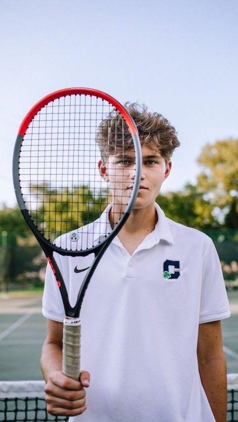 Tennis Senior Pictures, Tennis Court Photoshoot, Tennis Wallpaper, Tennis Photoshoot, Tennis Photography, Tennis Pictures, Baseball Photography, Tennis Photos, Photography 35mm