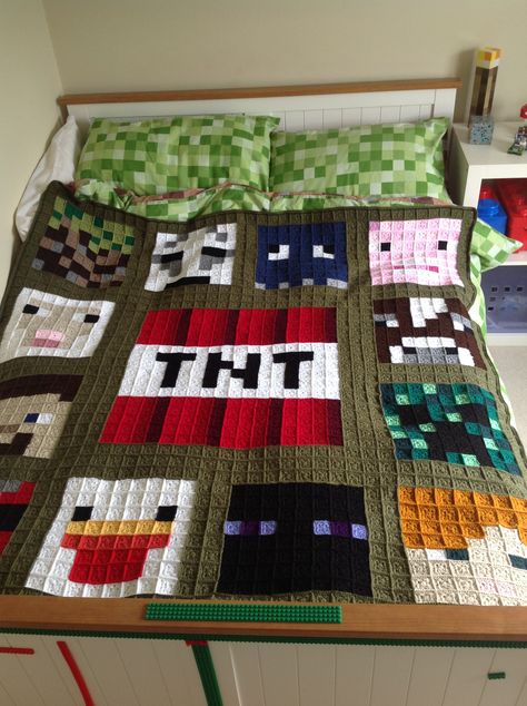 Finally finished my sons minecraft blanket!! Pixel Art Crochet Blankets, Minecraft Crochet Blanket, Crochet Minecraft Blanket, Minecraft Knitting, Minecraft Blanket, Minecraft Crochet, Crochet Blanket Stitch Pattern, Pixel Crochet, Crochet Granny Square Blanket