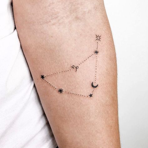 Star Constellation Tattoo, Cap Tattoo, Horoscope Tattoos, Capricorn Tattoo, Cool Wrist Tattoos, Wrist Tattoos For Guys, Zodiac Tattoos, Constellation Tattoos, 문신 디자인