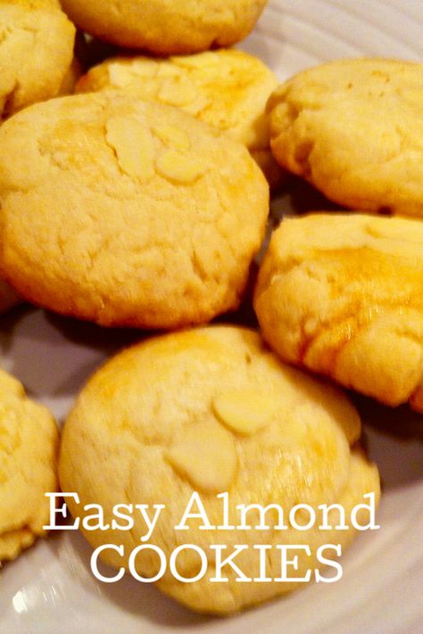 These light and crisp cookies are wonderful! Just like the ones from the bakery or restaurant. Entirely delicious and so easy to make.    Easyrecipes #cookies              #almond #cookie #recipe #cookies #easyrecipe #cookierecipe #simplerecipe #recipeidea #almonds #dessert  via @OCRaquel Crisp Cookies, Chinese Almond Cookies, Salted Caramel Pretzels, Salted Caramel Mocha, Almond Cookie, Almond Meal Cookies, Recipe Cookies, Almond Flour Cookies, Toffee Cookies