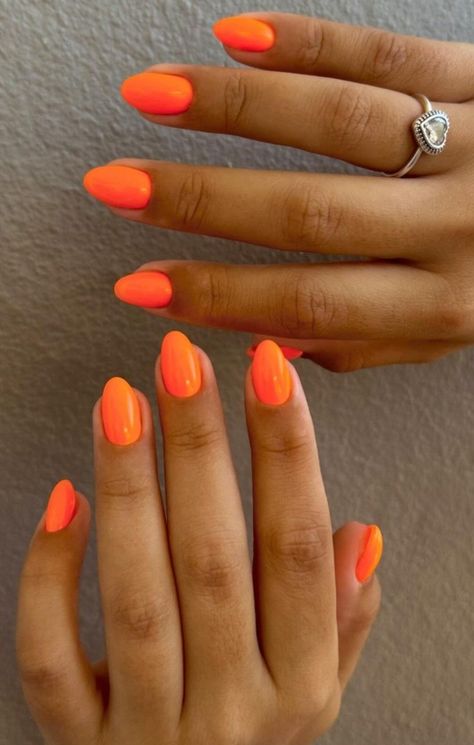 Burnt Orange Nails Designs, Burnt Orange Nails, Orange Nail Designs, Nail Trend, Trend 2024, Short Acrylic Nails Designs, Orange Nails, Summer Nail, Short Acrylic Nails