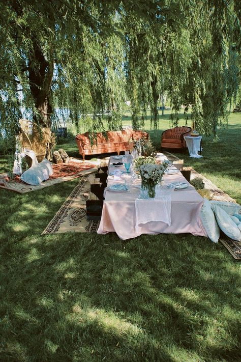 Lounge Furniture Wedding, Wedding Lounge Furniture, Bridgerton Theme, Picnic Event, Blue Picnic, Bridal Shower Inspo, Wedding Shower Themes, Blue Lounge, Boho Picnic