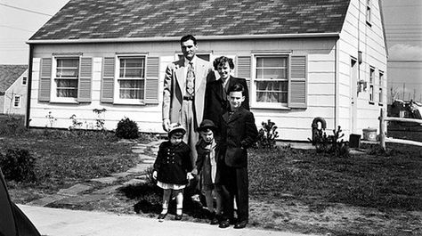 The American Dream used to be described as having a reasonably nice house, a white picket fence, 2.5 children, and amazing husband or wife. Oh how this image has changed throughout the years. Cape Cod House, Middle Class, White Photo, American Dream, The Good Old Days, Historical Photos, Back In The Day, American History, Old Photos