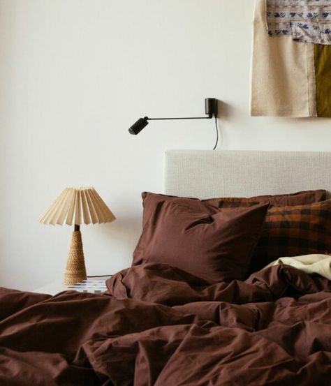 Cortado - Rich brown bedding in organic cotton Baby Blue Bedrooms, Brown Duvet Cover, Bedroom Moody, Brown Bedding, Brown Duvet Covers, 70s House, Brown Bed, Organic Cotton Bedding, Organic Cotton Duvet Cover