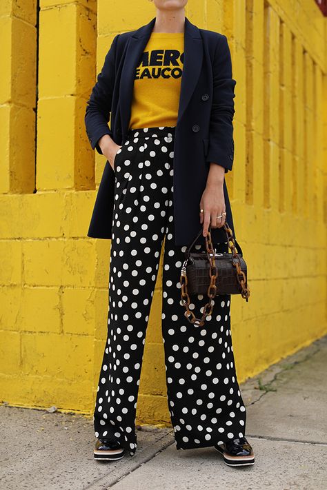 40's Style, Dots Outfit, Dots Fashion, Maximalist Style, Atlantic Pacific, Polka Dots Outfit, Hijab Look, Polka Dot Pants, Fun Clothes