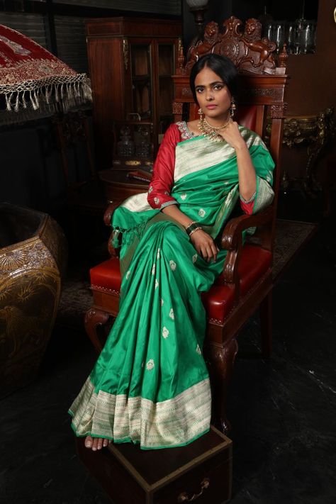 The shamrock green kadwa weave Benarasi silk saree with intricate jhumka motifs. Cotton Saree Designs, Ethnic Wear For Women, Sarees For Women, Live Shop, Indian Festival, Traditional Indian Outfits, Indian Bridal Wear, Bridal Silk Saree, Elegant Saree