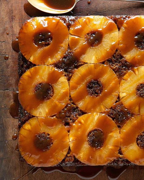 The Hairy Bikers' pineapple and rum sticky toffee pudding Sticky Toffee Pudding Easy, Autumn Bakes, British Cakes, Bulk Meals, Rum Desserts, Punch Party, Fancy Baking, British Pudding, Summer Pudding