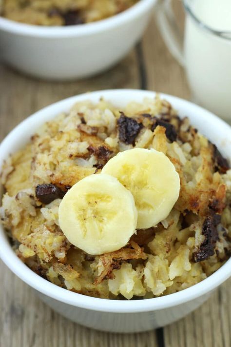 Classic Banana Chocolate Chip Rice Pudding | Easy Gluten Free Dessert Banana Rice Pudding, Leftover Rice Pudding, Gluten Free Banana Pudding, Easy Gluten Free Dessert, Gluten Free Christmas Baking, Oven Baked Rice, Easy Rice Pudding, Pudding Banana, Banana And Rice