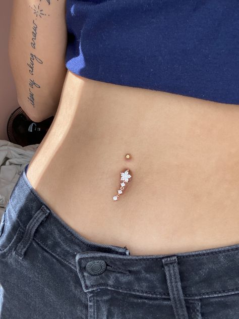 Naval Peircings, Floating Navel Piercing Jewelry, Floating Navel Piercing, Floating Navel, Navel Piercing Jewelry, Belly Button Jewelry, Navel Piercing, Button Jewelry, Jewelry Inspo