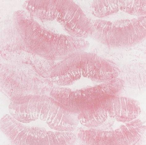 Coquette Lipstick Kisses Wallpaper, Light Pink Love Aesthetic, Pink Cutesy Aesthetic, Pink Baddie Widgets, Pink Aesthetic Widget Coquette, Pink Widgets For Ipad, Ipad Pink Widget, Widget Ipad Aesthetic Pink, Aesthetic Widget Pictures Girly