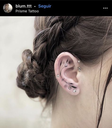 Inner Ear Tattoo, Tattoo Ear, Dragon Tattoo Ideas, Behind Ear Tattoos, Cuff Tattoo, Boho Tattoos, Tattoos For Women Flowers, Handpoke Tattoo, Small Pretty Tattoos