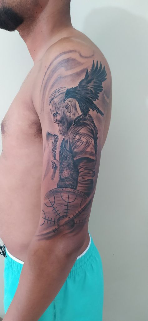 Vikings Ragnar Tattoo, Ragnar Lothbrok Tattoo Design, Ragnar Tattoo Design, Ragnar Tattoo, Ragnar Lothbrok Tattoo, Gladiator Tattoo, Vikings Ragnar, Simple Tattoo Designs, Simple Tattoo