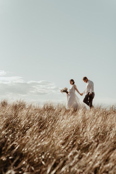 Lake Michigan Elopement in Michigan adventurous beach Elopement Bride and Groom Portraits shot by Alli Fenwick Photography, a michigan-based Wedding and Elopement Photographer #elopement #michiganphotographer #elopementphotographer #beachelopement Wedding Venues Indoor, Michigan Wedding Venues, Arizona Photographer, Adventure Couple, Elopement Ceremony, Beach Elopement, Michigan Wedding Photographer, Bridal Session, Elopement Locations