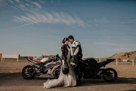 Motorcycle Wedding Pictures, Motorcycle Couple Pictures, Motorcycle Photo Shoot, Bike Wedding, Motorcycle Wedding, Biker Wedding, Bike Couple, Biker Couple, Motorcycle Couple