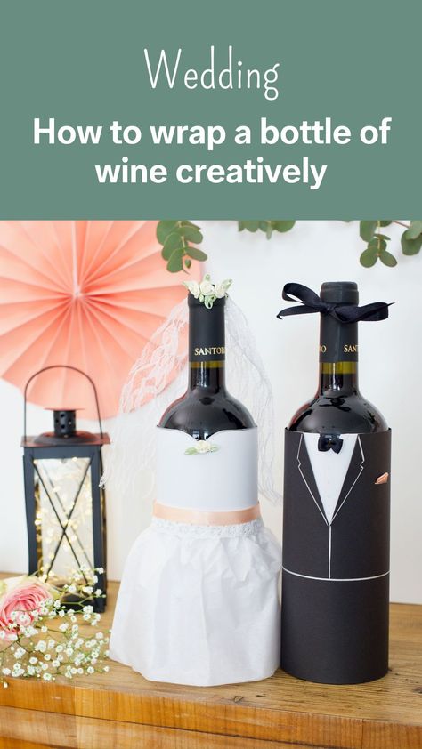 Bride And Groom Bottles, Coke Wedding Favors, Diy Wedding Gift Ideas, Wrap A Bottle, Diy Wedding Gift, Wedding Present Ideas, Bottle Dressing, Wedding Wine Bottles, Wedding Gifts For Bride And Groom