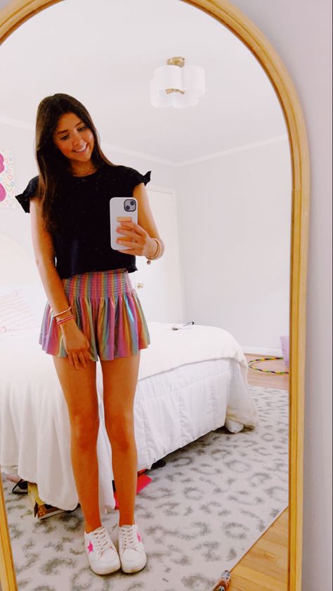 #preppy #preppyfit #queenofsparkles #zara #preppyskirt #preppyroom Preppy Birthday Outfit Winter, Preppy Long Sleeve Tops, Preppy Colorful Outfits, Preppy Going Out Outfit, Preppy Summer Outfits Casual, Queen Of Sparkles Outfits, Colorful Preppy Outfits, Preppy Dinner Outfit, Cute Preppy Outfits For School