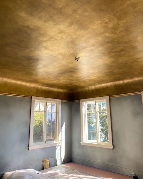 All Posts • Instagram Gold Ceiling Wallpaper, Gold Ceiling Bathroom, Metallic Ceiling Paint, Gold Painted Ceiling, Gold Ceiling Paint, Metallic Gold Wall Paint, Caroline Lizarraga, Ceiling Wallpaper Ideas, Chicago Brownstone