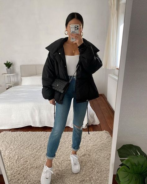 Thanya W, Yay Or Nay, Cold Outfits, Causual Outfits, Casual Winter Outfits, Teenage Fashion Outfits, Winter Fashion Outfits, Outfits Casuales, Cute Casual Outfits