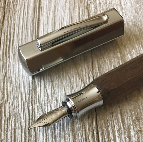 Faber-Castell Ondoro Fountain Pen Review — The Pen Addict Faber Castell Fountain Pen, Fountain Pens Calligraphy, Unique Pens, Luxury Pens, Pen Collection, Pen Turning, Pencil Design, Custom Pens, Pen Design