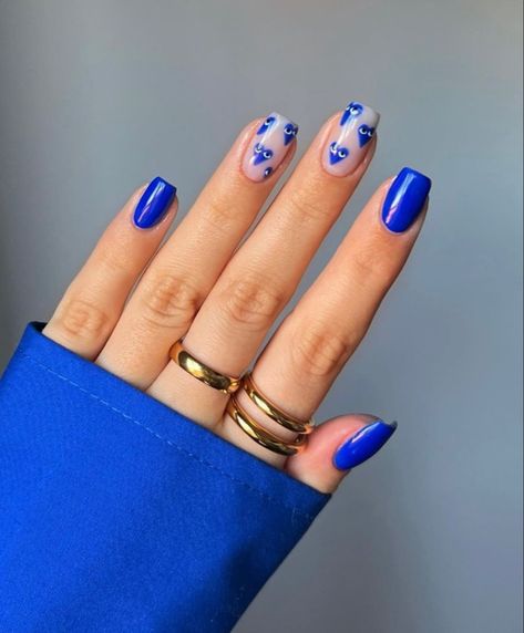 Cdg Nails, Mani Ideas, Heart Nail Designs, Lovely Nails, Blue Acrylic Nails, Blue Nail Art, Short Square Acrylic Nails, Pearl Nails, Long Acrylic