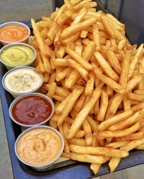 French Fries Aesthetic, Fries Aesthetic, Food Hub, Food Crush, Healthy Food Motivation, Food Videos Cooking, Spicy Recipes, French Fries, Aesthetic Makeup