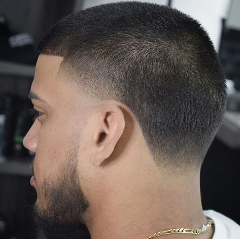 Low Taper Fade Haircut Buzzcut, High Taper Buzz Cut, Low Taper Buzzcut, Taper Fade Buzz Cut, Buzz Cut Taper Fade, High Taper Fade, Best Short Haircuts For Men, Beard Line, Low Taper Fade Haircut