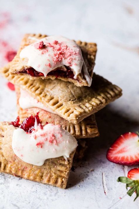 Homemade Strawberry White Chocolate Pop Tarts | halfbakedharvest.com @hbharvest Chocolate Pop Tarts, Strawberry White Chocolate, Chocolate Homemade, Chocolate Pops, Pop Tart, Slow Cooker Desserts, Strawberry Chocolate, Snacks To Make, Half Baked