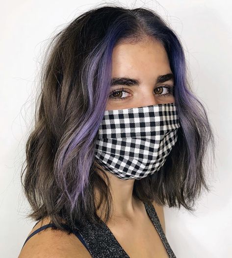 Lavender Hair Streaks Brunette, Pastel Purple Money Piece Hair, Short Purple Hair With Curtain Bangs, Pop Of Purple Hair, Lavender Bangs Hair, Lavender Color Block Hair, Purple Hair Streaks Brunette, Charlie D'amelio Hair, Hair Dye Straight Hair