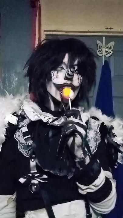 Laughing Jack Cosplay, Emo Clown, Clowncore Outfit, Darkcore Aesthetic, Jack Creepypasta, Creepypasta Wallpaper, Male Yandere, Creepypasta Cosplay, Anime Dancing