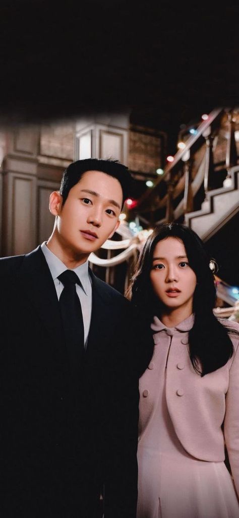 #jisoo #snowdrop #junghaein #blackpink Snowdrop Wallpaper, Jisoo Snowdrop, Iu Hair, Snow Drops, Korean Drama List, Bts Aesthetic Wallpaper For Phone, Chennai Super Kings, Rose Wallpaper, Actor Photo