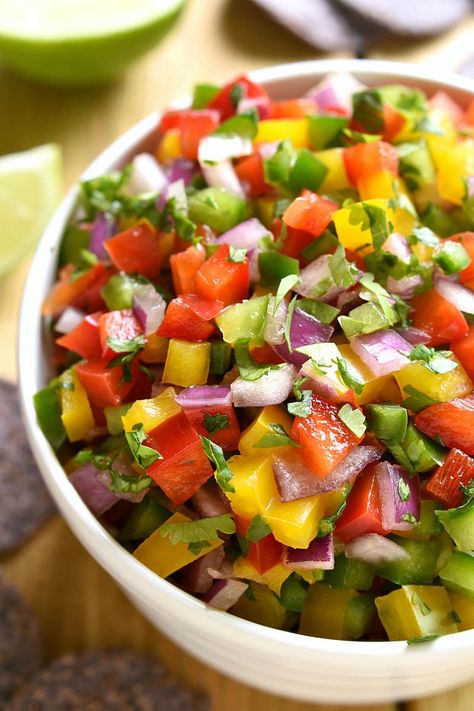 This Bell Pepper Salsa is a deliciously fresh, crisp alternative to classic salsa! Perfect for summer dipping! Bell Pepper Salsa, Crunchy Asian Salad, Lemon Tree Dwelling, Bell Pepper Salad, Layer Salad, Pepper Sandwich, Greek Chickpeas, Pepper Salsa, Bell Pepper Recipes