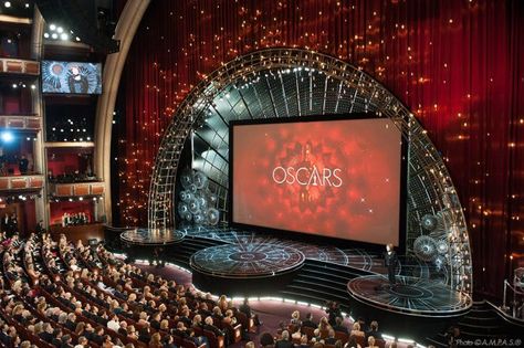 Oscar Awards Aesthetic, Oscars Stage Design, Oscar Stage Design, Academy Awards Aesthetic, Oscar Award Aesthetic, Oscar Aesthetic, Award Aesthetic, Awards Aesthetic, Oscars Aesthetic