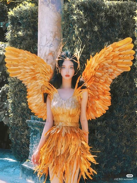 Recycle Dress Ideas Fashion, Fairy Costume Ideas For Women, Easy Fairy Costume, Fairy Costume Ideas, Recycled Dress Ideas, Recycled Gown, Chasing Daisies, Woodland Fairy Costume, Phoenix Costume