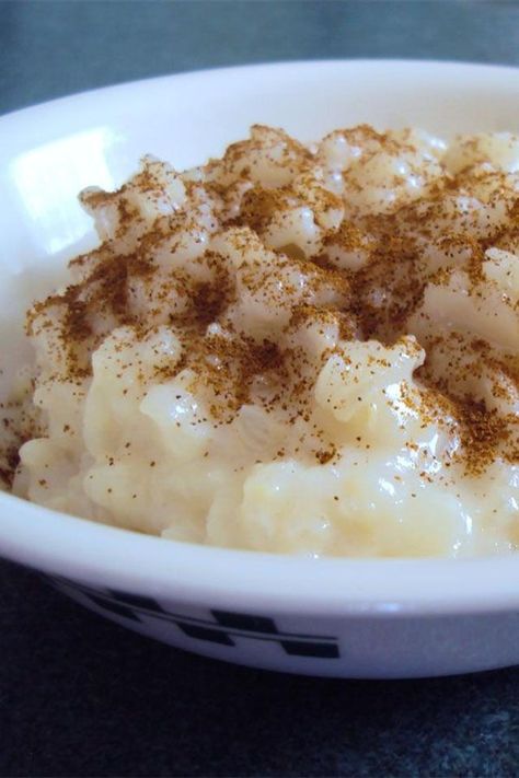 This brown sugar and cinnamon rice pudding is a quick and easy rice pudding recipe! Cook one of the best rice pudding recipes using instant white rice, brown sugar, and cinnamon. You will love serving this creamy rice pudding for dessert! Cinnamon Rice Pudding, Creamiest Rice Pudding Recipe, Cinnamon Rice, Rice Pudding Recipes, Creamy Rice Pudding, Rice Pudding Recipe, Cooking Jasmine Rice, Creamy Rice, Fine Dining Recipes