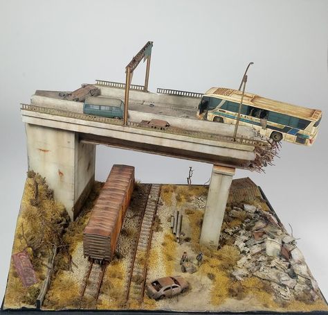 Graffiti Diorama, Apocalyptic Diorama, Post Apocalyptic Art, Hot Wheels Garage, Warhammer Terrain, Star Wars Models, Model Train Scenery, Custom Hot Wheels, Cardboard House