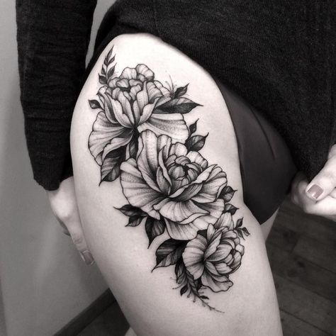 Hydrangea Tattoo, Floral Arm Tattoo, Peony Flower Tattoos, Most Beautiful Flower, Tattoo Floral, Chrysanthemum Tattoo, Beautiful Flower Tattoos, Daisy Tattoo, Peonies Tattoo