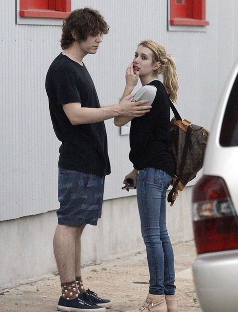 Evan Peters and Emma Roberts Emma Roberts Boyfriend, Evan Peters And Emma Roberts, Emma Roberts And Evan Peters, Emma Evans, Tate And Violet, Teenage Romance, Dramatic Photos, Dog Breeds List, Aubrey Plaza