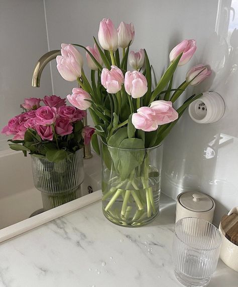 Roses And Tulips, Tulips Arrangement, Boquette Flowers, My Aesthetic, View Wallpaper, Nothing But Flowers, Vase Arrangements, Flower Therapy, Beautiful Bouquet Of Flowers