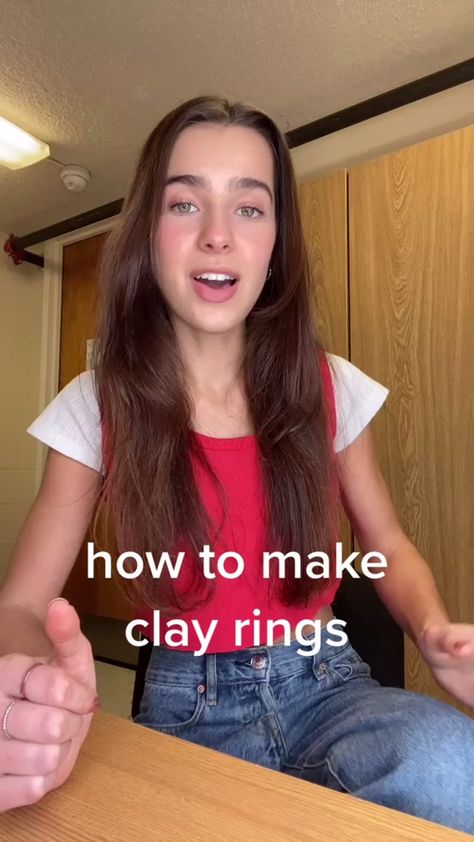 How To Do Clay Rings, Diy Rings With Clay, Things To Make Out Of Clay Rings, Clay Rings Diy How To Make, Making Clay Rings, How To Make Rings Out Of Clay, Things To Make From Clay Aesthetic, How To Make A Clay Ring, How To Make Ring With Clay