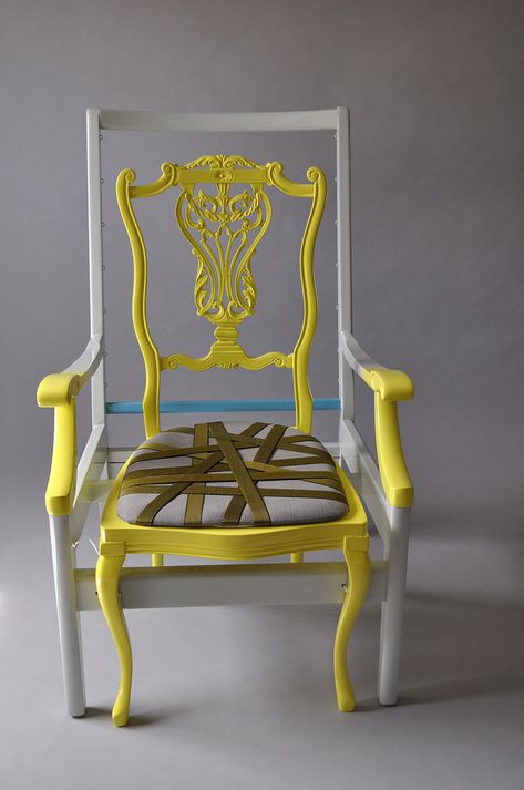 Combined chairs resulting in a custom made one, quite impressive Love Chair, Unique Chair, White Chair, Funky Furniture, Creative Furniture, Diy Chair, Cool Chairs, Take A Seat, Furniture Inspiration