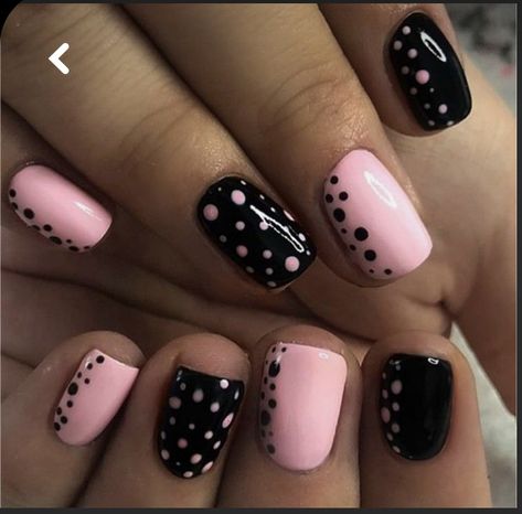 Polka Dot Heart Nails, Black Design On Pink Nails, Black And Pink Gel Nail Designs, Black And Pink Polka Dot Nails, Pink Dots Nails, Pink Black Nails Designs, Pink And Black Short Nails, Black And Baby Pink Nails, Pink Nails With Black Design