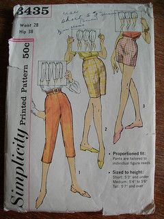 simplicity 3435, 1950s vintage pants and shorts 1950s Woman, 60s Patterns, 60s Women, Petal Pushers, Pedal Pushers, Sewing Patterns Girls, Simplicity Sewing, Simplicity Sewing Patterns, Simplicity Patterns