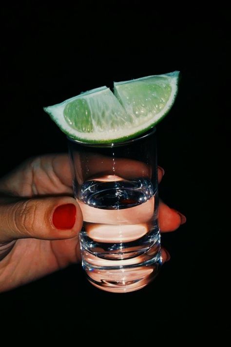 Tequila Drinks Aesthetic, Tequila Shots Aesthetic, Tequila Aesthetic, Tequila Shots, Fancy Drinks, Pretty Drinks, Think Food, Drink Up, Instagrammer