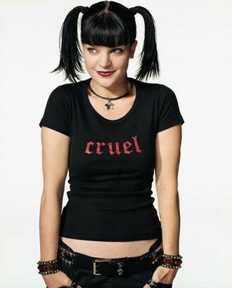 Abby Ncis Outfits, Abby Sciuto Outfits, Paulie Perrette, Ncis Abby Sciuto, Abby Ncis, Pauley Perette, Ncis Abby, Abby Sciuto, Pauley Perrette